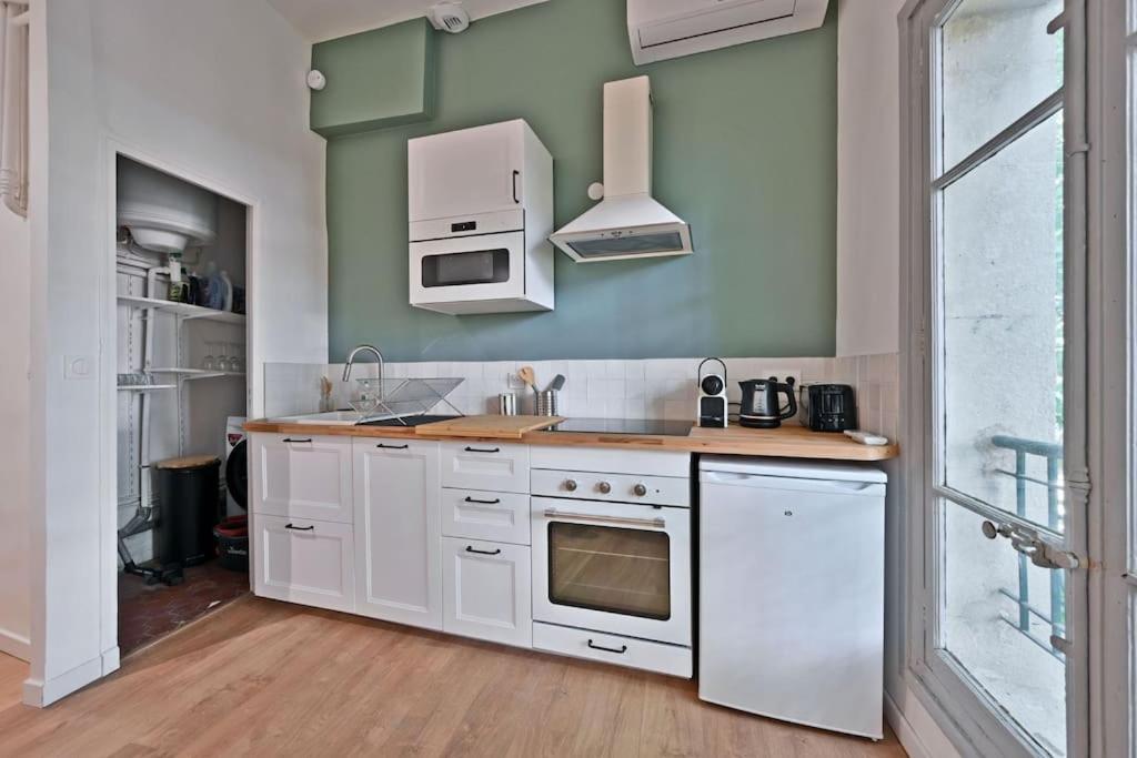 Apartment Au Coeur Des Platanes - Parking Gratuit Sous-terrain - Clim - Balcon *